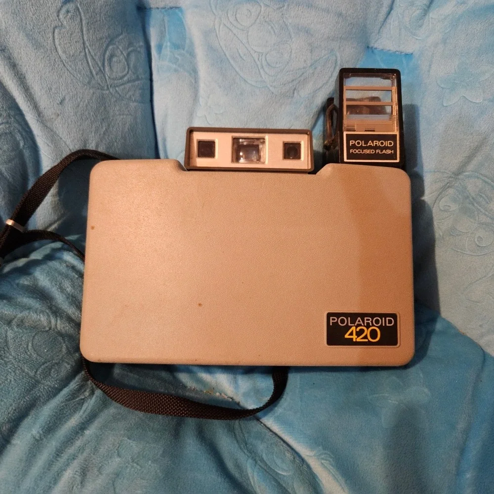 Vintage Polaroid Land Camera Model 420 Instant Camera w/ Case & Manual Untested